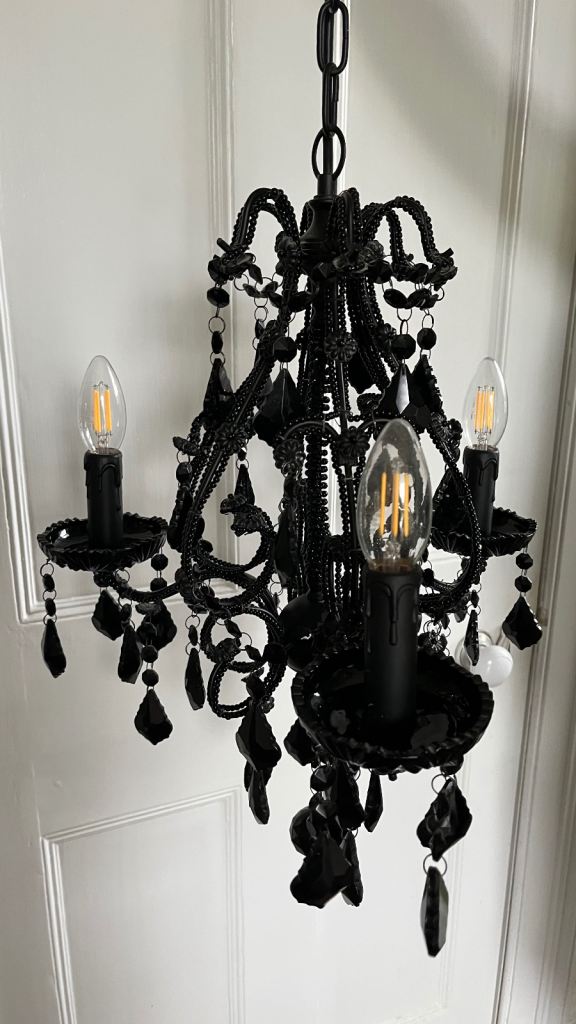  chandelier 