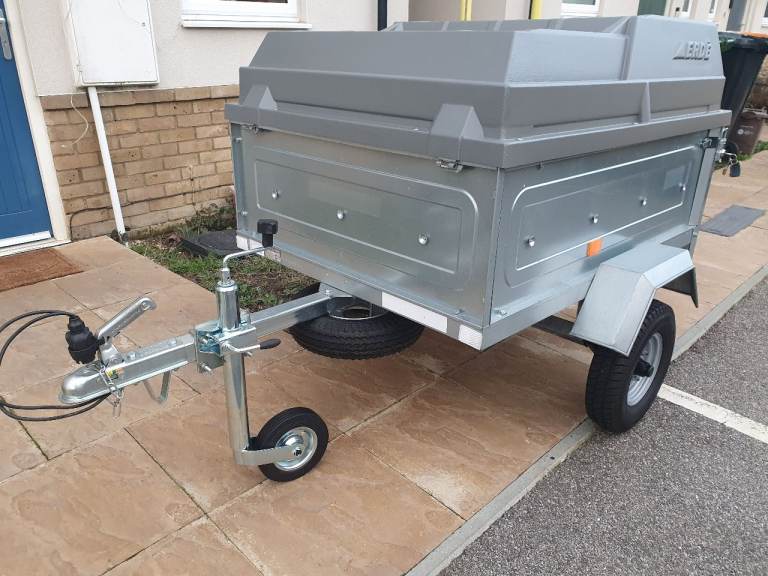Erde 122 Trailer with lockable hard top 