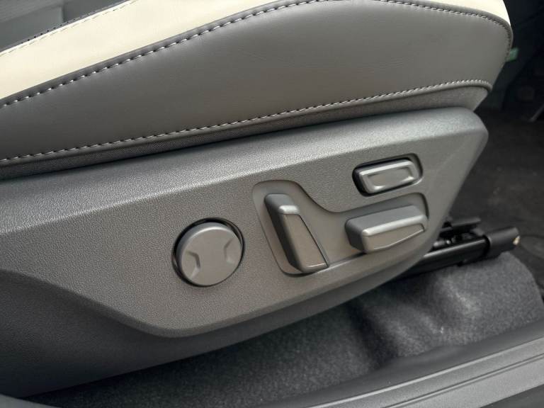 2025 Kia EV3 148kW GT-Line S 81.4kWh 5dr Auto Estate ELECTRIC Automatic