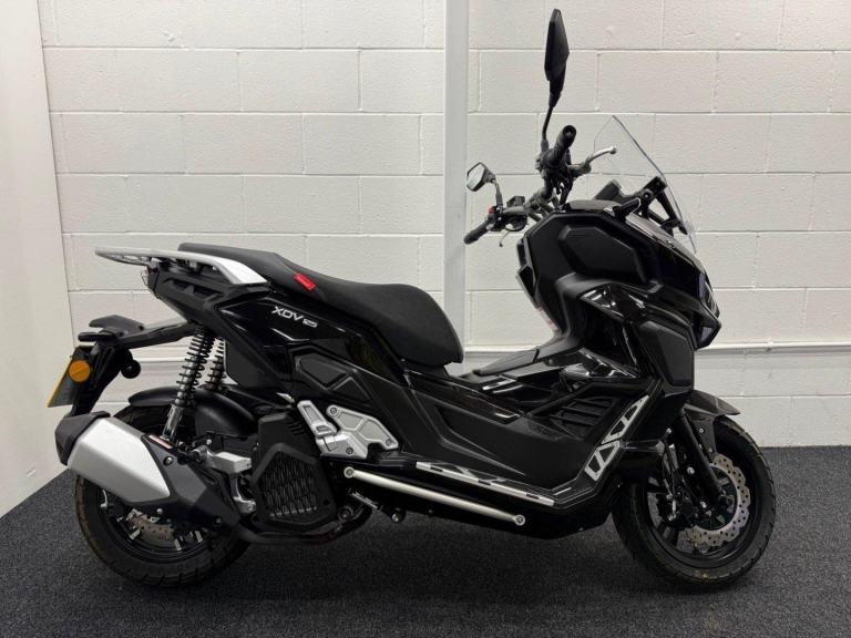 LEXMOTO XDV125 ** Learner Legal - 95 miles - One Owner **