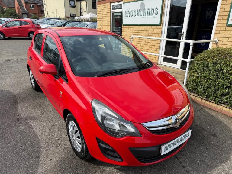 2013 Vauxhall Corsa S 1.0 EcoFlex Red 5 Door £35 Road Tax Low Insurance Group 