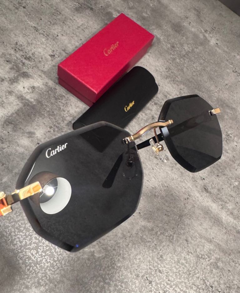 BRAND NEW CARTIER SUNGLASSES IN BOX 