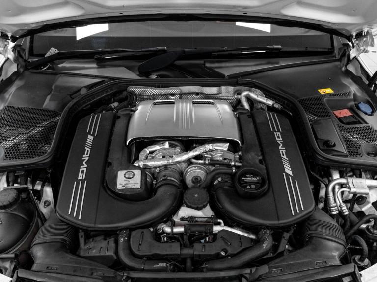 2015 Mercedes-Benz C Class 4.0 C63 V8 BiTurbo AMG (Premium) SpdS MCT Euro 6 (s/s) 4dr SALOON Petr...