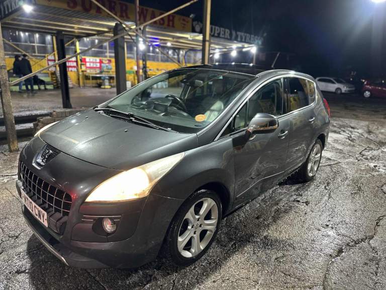 Peugeot, 3008, Hatchback, 2010, Manual, 1560 (cc), 5 doors