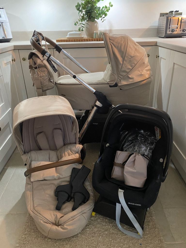 Mamas & Papas Travel System