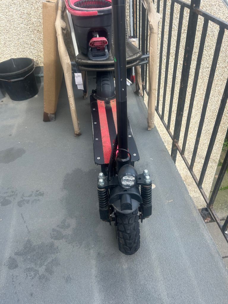 Skootz T5x emax scooter 