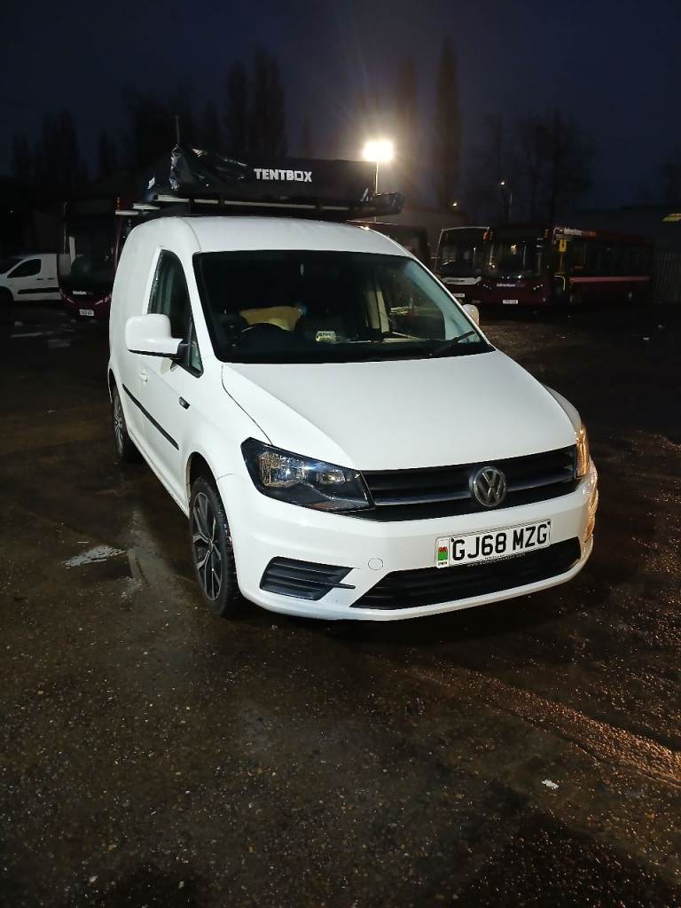 2018 VOLKSWAGEN CADDY VAN 2.0 TDI WITH TENTBOX 