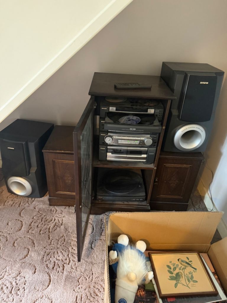 Everything must go
