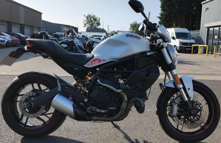 2019 69 DUCATI MONSTER M797 WHITE 10k MILES CLEAN NAKED HPI CLEAR ROADTSER