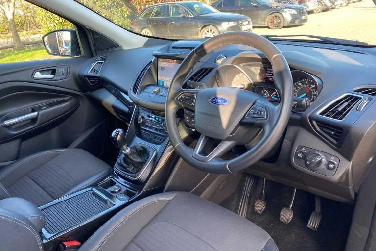 2017 Ford Kuga 2.0 TDCi Titanium (150 PS) 5-Door MPV HATCHBACK Diesel Manual