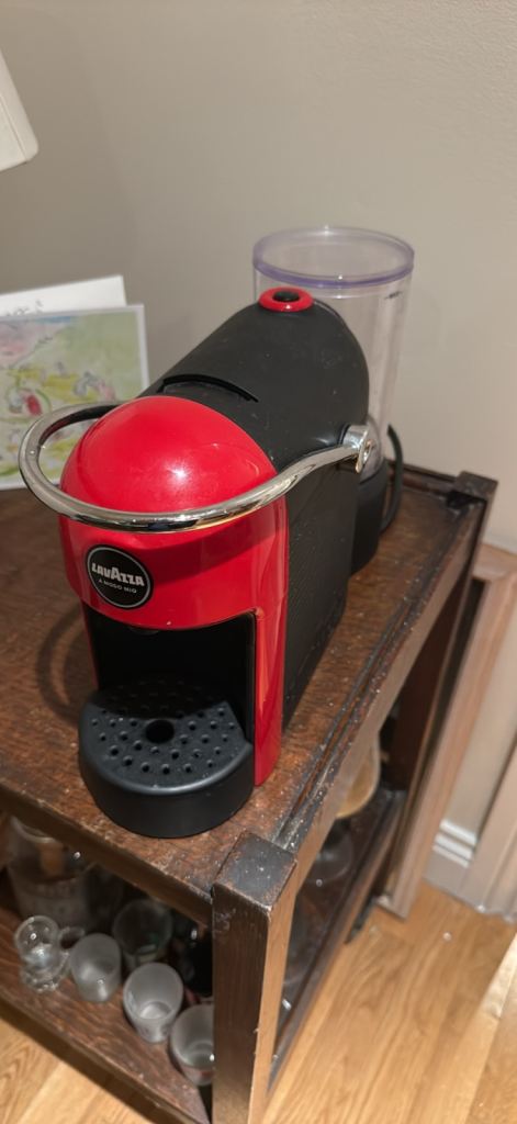Lavazza A Modo Mio Pod Coffee Machine