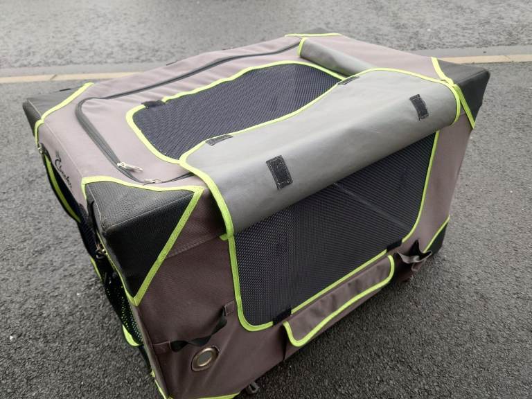 Cheeko Easy Up Fabric Kennel, Portable & Convenient Dog Crate - Size Medium ( 75 x 51 x 48cm)