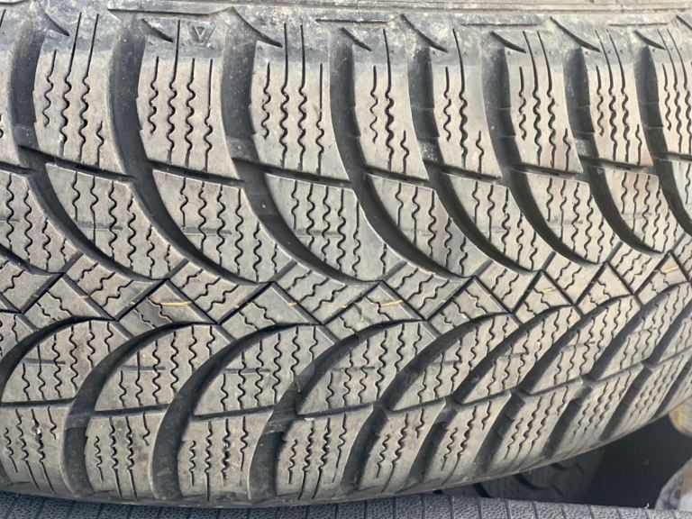 2 x Nexen Winguard Snow G3 Tyres 175/60 R15 81H