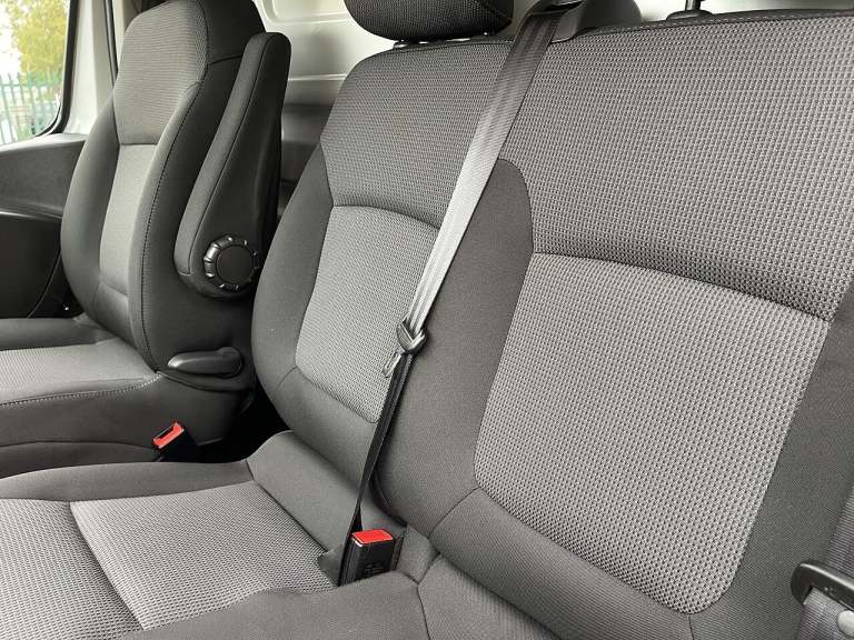 2021 Renault Trafic SL30 ENERGY dCi 120 Business Van PANEL VAN DIESEL Manual