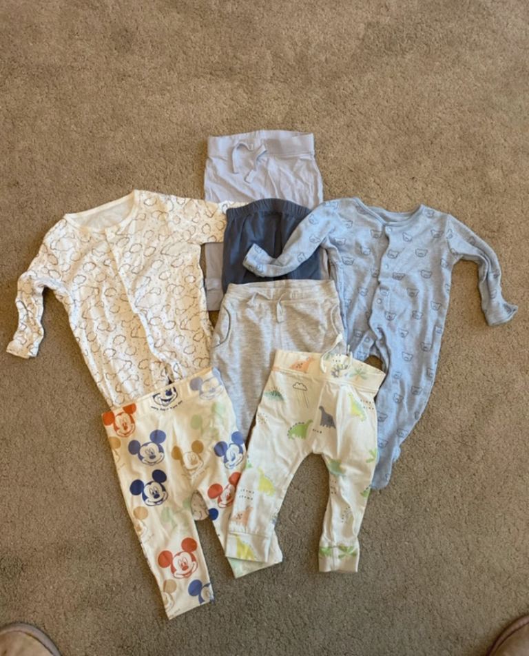 Baby clothes bundle 