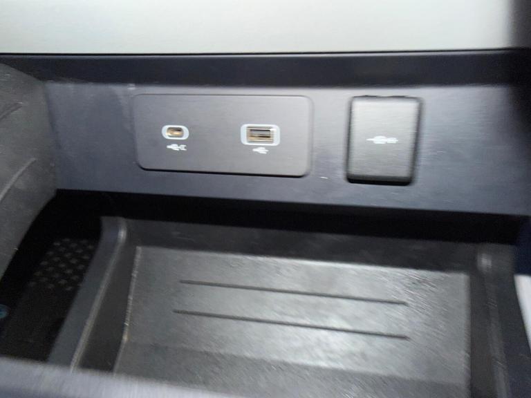 2020 Land Rover Defender 110 3.0 D300 MHEV SE Hard Top SUV Auto 4WD MWB Euro 6 (s/s) 5dr PANEL VA...