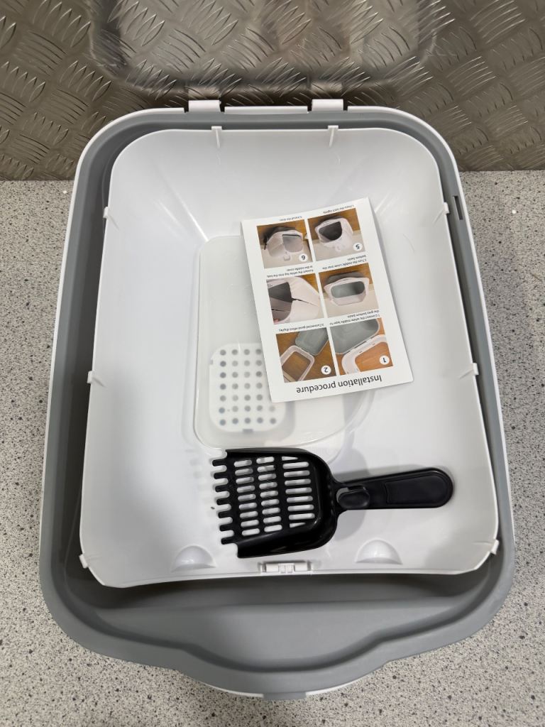 Cat Litter Tray with Lid