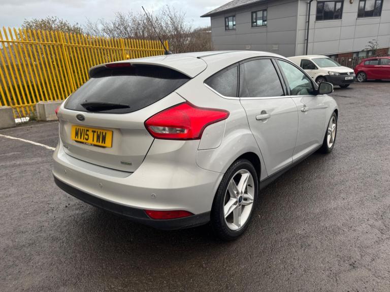 2015 Ford Focus 1.0 EcoBoost 125 Titanium 5dr HATCHBACK PETROL Manual