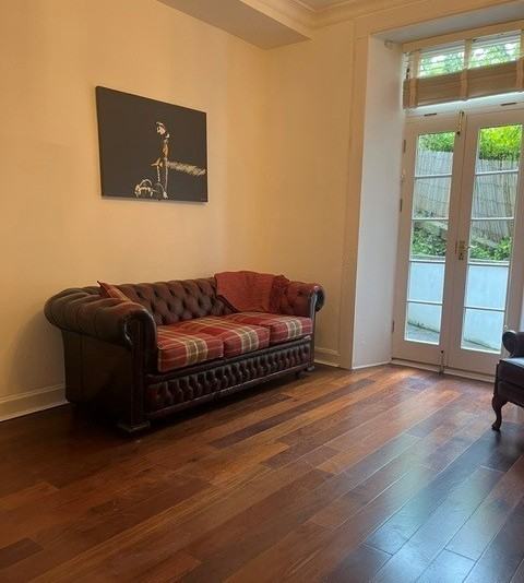 2 bedroom flat in Saxe Coburg Street, Stockbridge, Edinburgh, EH3 5BW