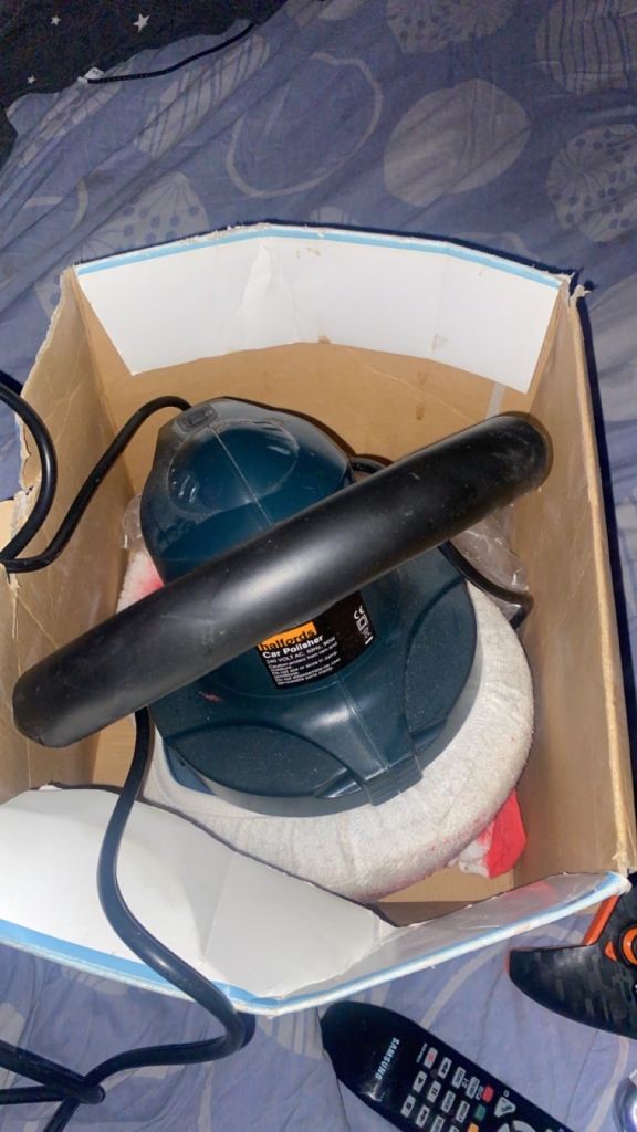 Halfords car polisher