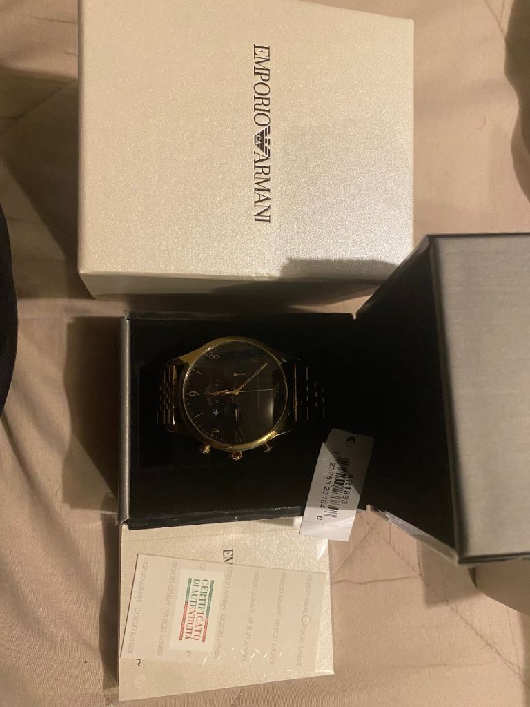 x2 Men’s Hugo Boss Watch x1 Emporio Armani