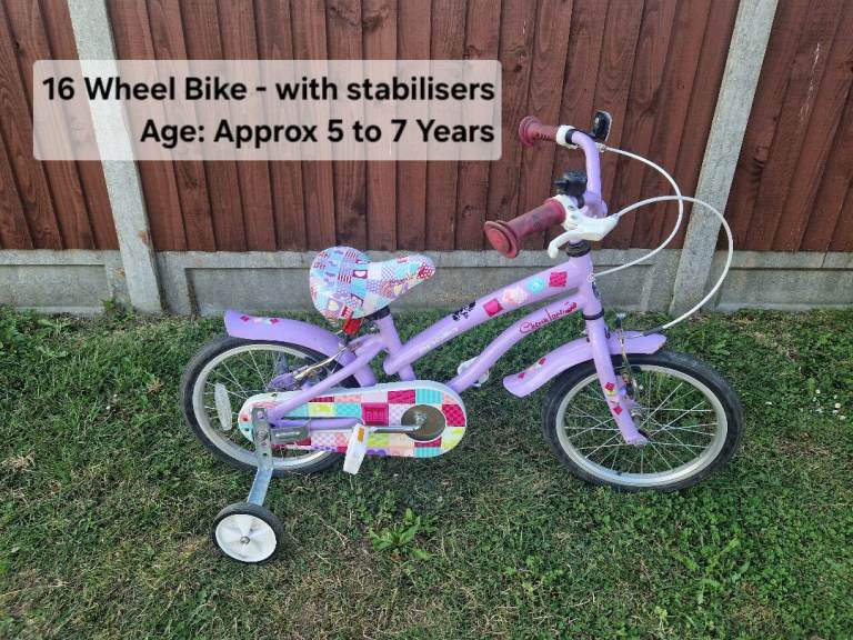 Girls 16 wheel bike - with stabilisers - 5 to 7 Years