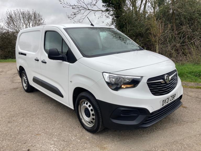 2021 Vauxhall Combo 2300 1.5 Turbo D 100ps H1 Dynamic Van PANEL VAN Diesel Manual