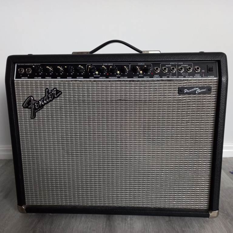 Fender Princeton Chorus Guitar Amplifier - Good Condition