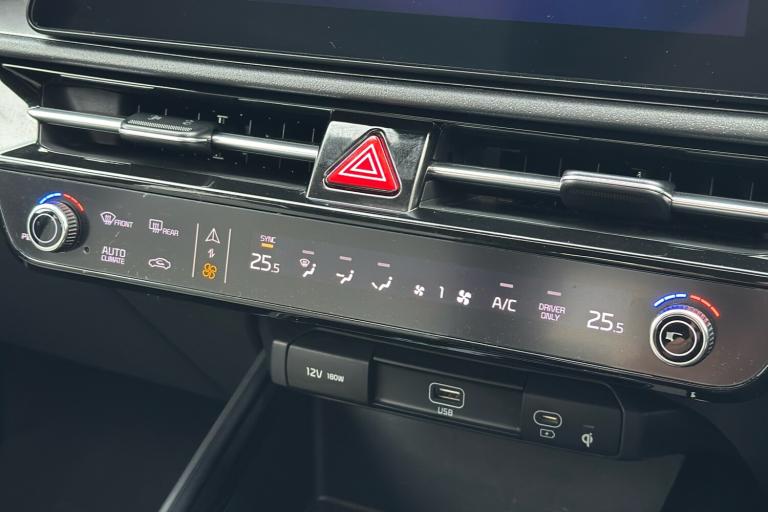  Kia Niro Electric 64.8kwh 4 Suv 5dr Electric Auto 201 Bhp Electric