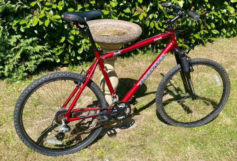 Kona LANAI 20” Frame Adult Mountain Bike  Excellent Condition