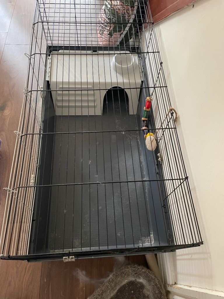 Indoor rabbit cage