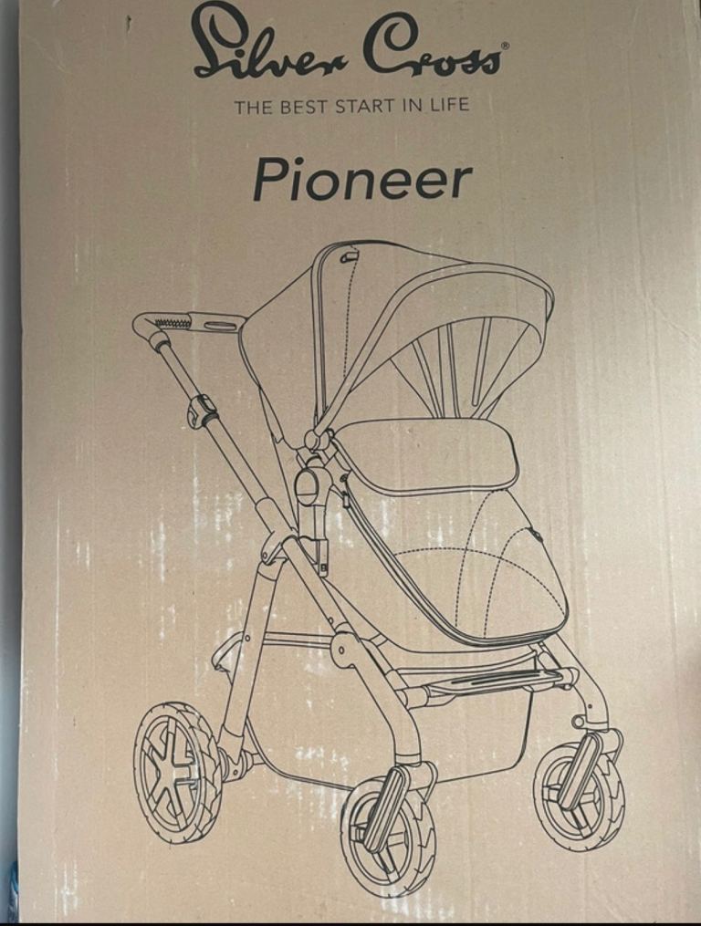 Silver Cross Pioneer Pram 