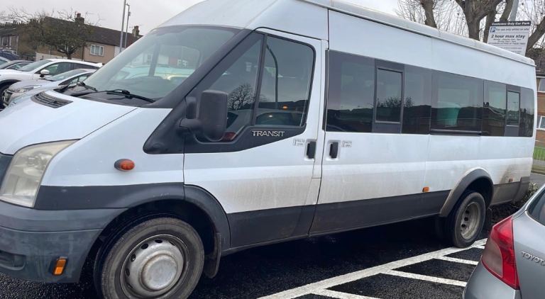 Ford transit minibus