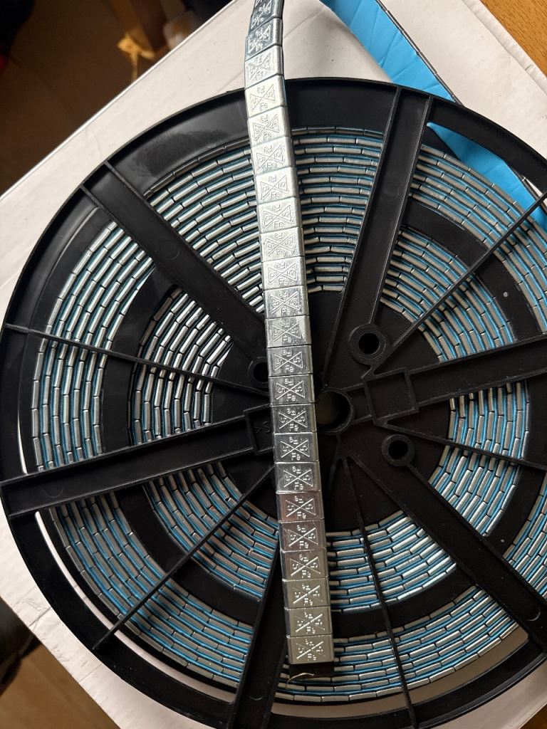 2x 5kg Rolls of self adhesive wheel weights 5gm