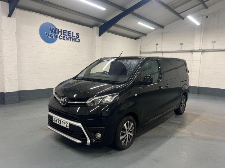 2023 Toyota ProAce 2.0D 140 Design Van [TSS] PANEL VAN DIESEL Manual
