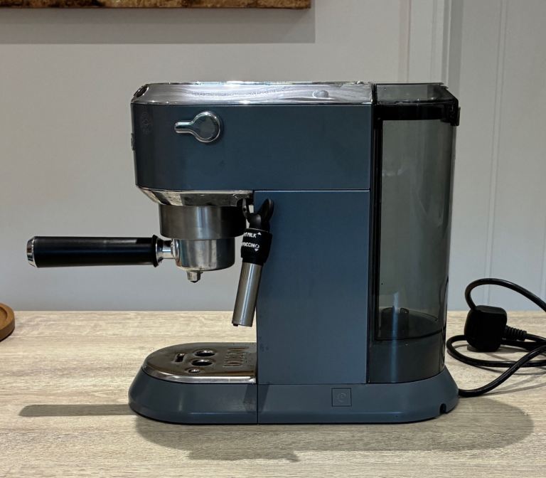 Delonghi Dedica coffee machine