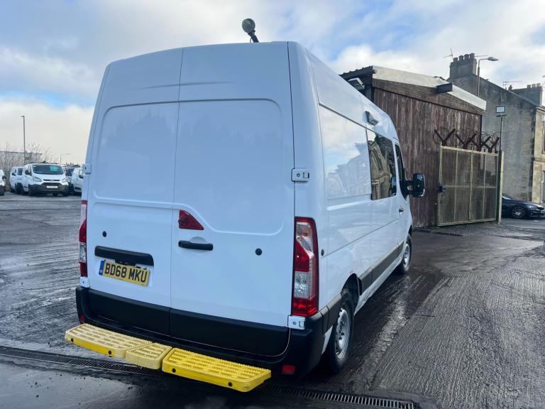 2018 Vauxhall Movano 2.3 CDTI H2 Van 130ps PANEL VAN Diesel Manual