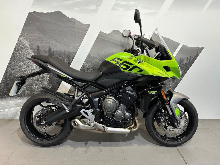 2025 Triumph Tigersport 660 with panniers available now at Craigs Honda
