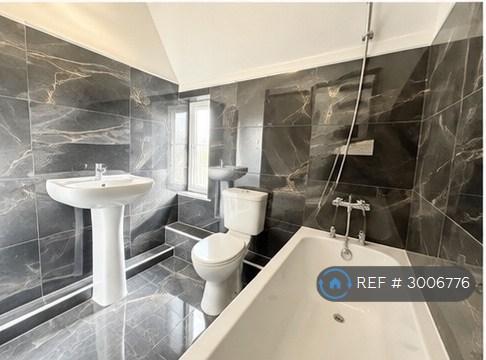 3 bedroom house in Great North Road, Woodlands, Doncaster, DN6 (3 bed) (#3006776)