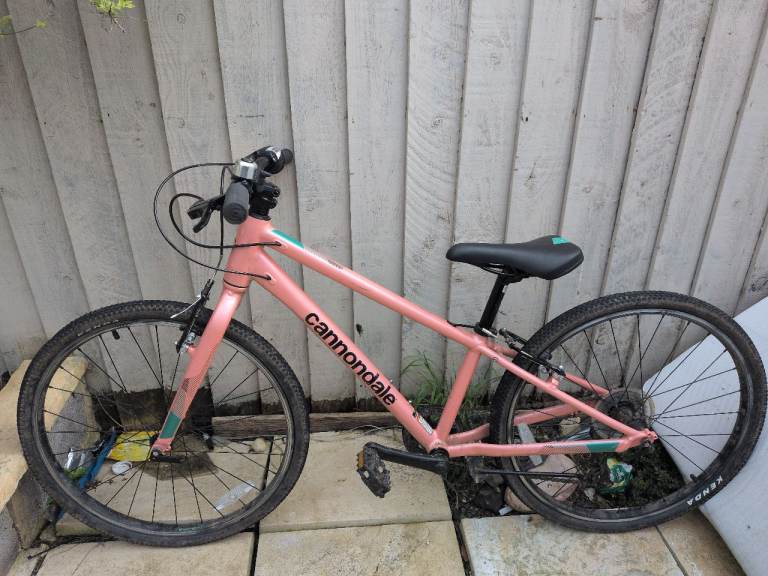 Cannondale womens/girls bike 