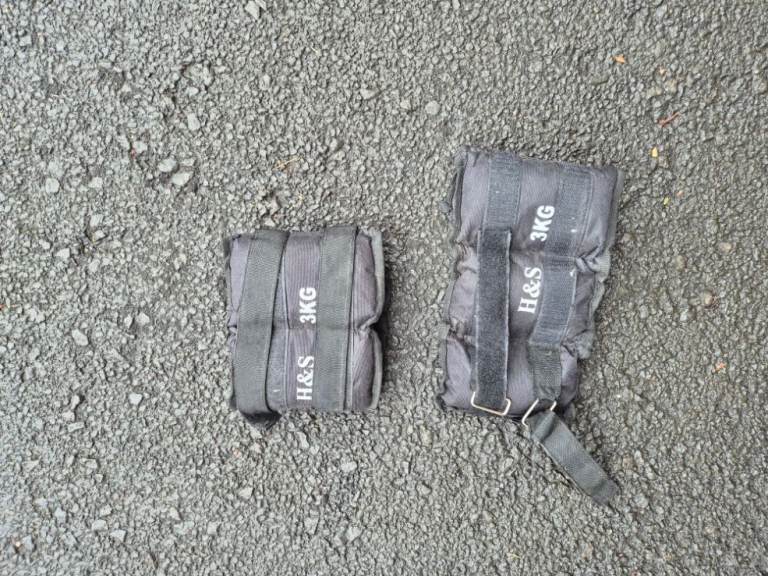 3KG Ankle/Wrist Weights – Pair, Good Condition