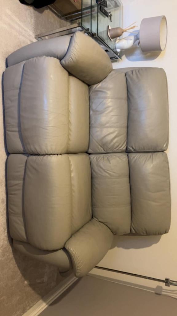 3 piece suite (beige) 