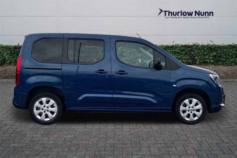 2022 Vauxhall Combo Life 1.5 Turbo D SE 5dr MPV DIESEL Manual