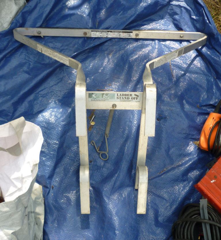 Abru Ladder Standoff