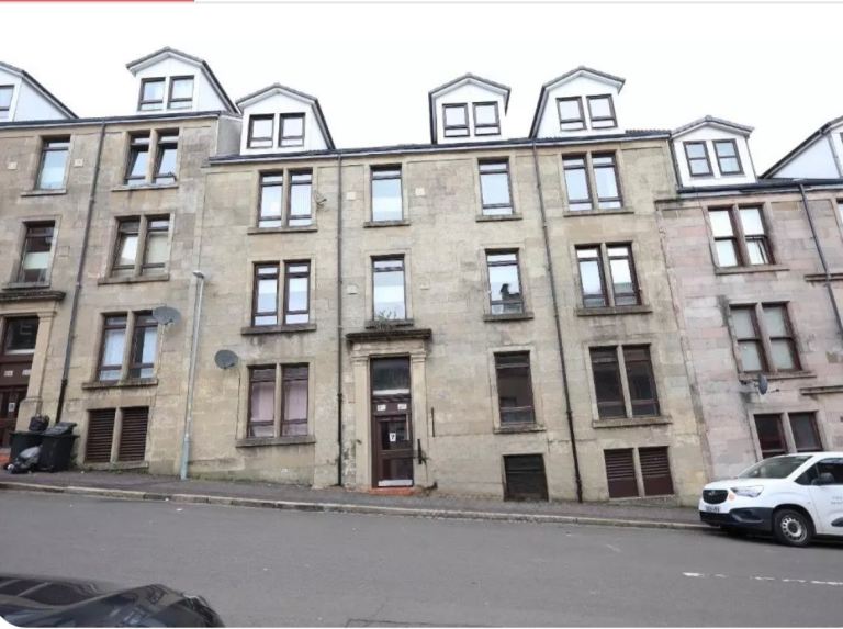 2 Bedroom flat Greenock 