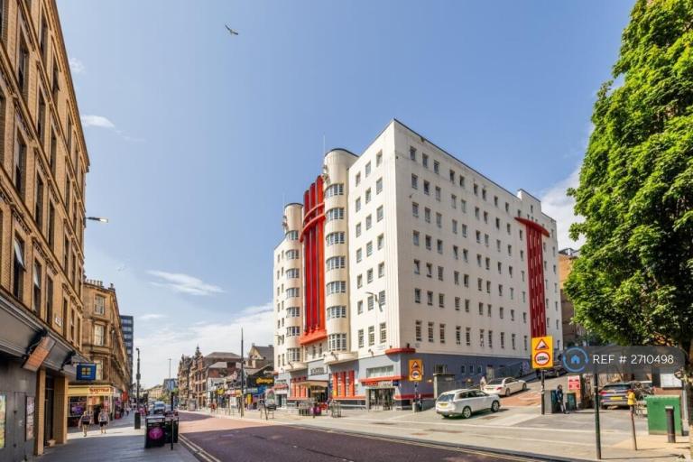 3 bedroom flat in Sauchiehall Street, Glasgow, G2 (3 bed) (#2710498)