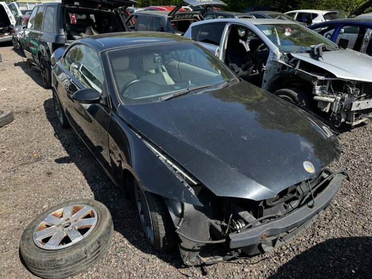 2008 BMW E93 BLACK BREAKING SPARES PARTS