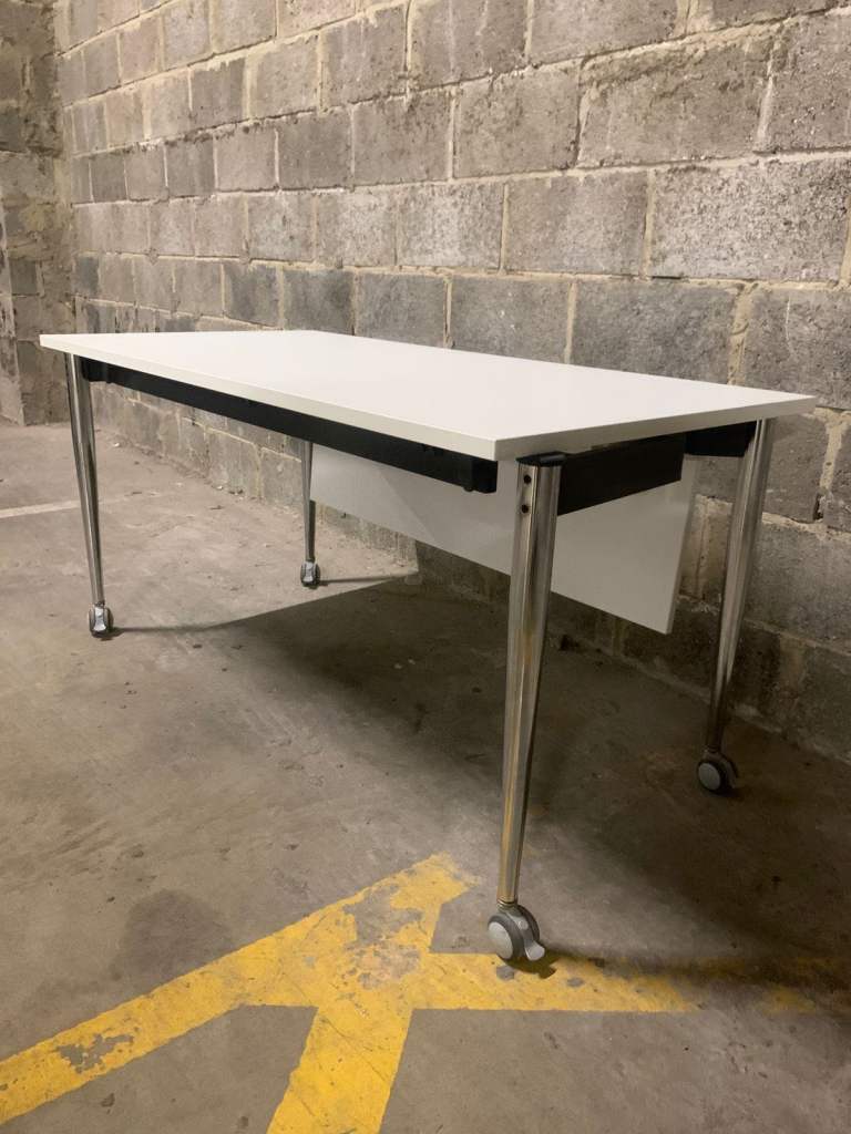 Foldable flip top meeting tables (6 available) 150 x 70 cm
