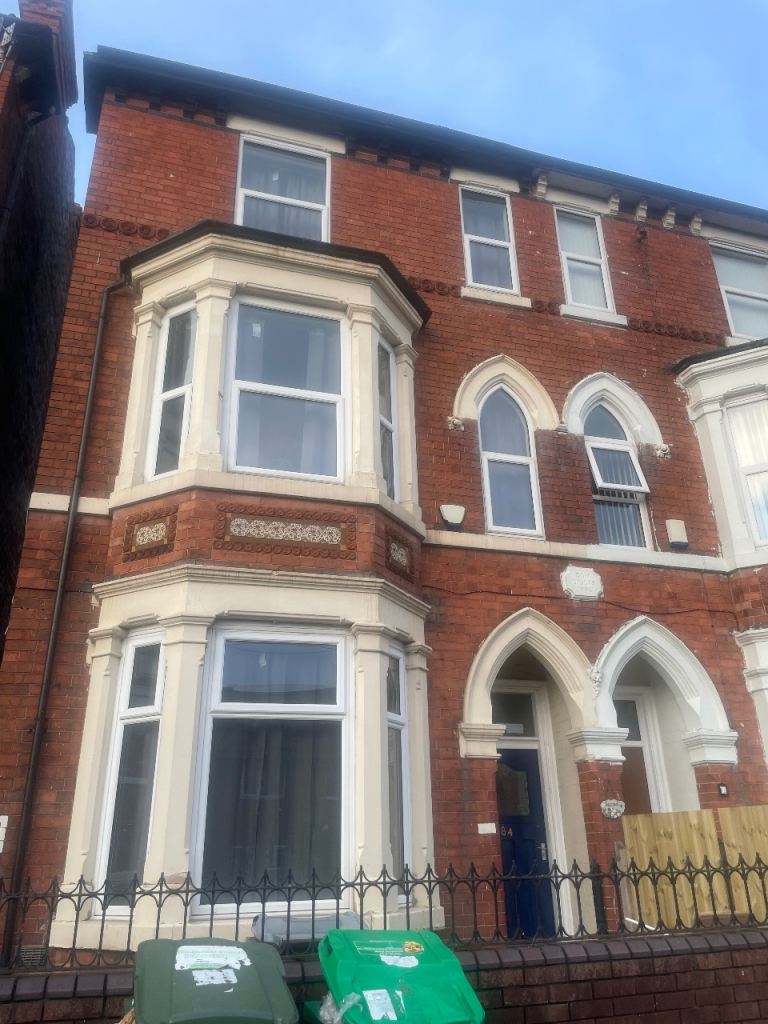 6 bed hmo for rent 