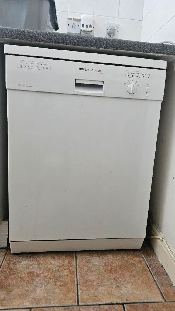 Bosch Classixx Dishwasher – Good Condition